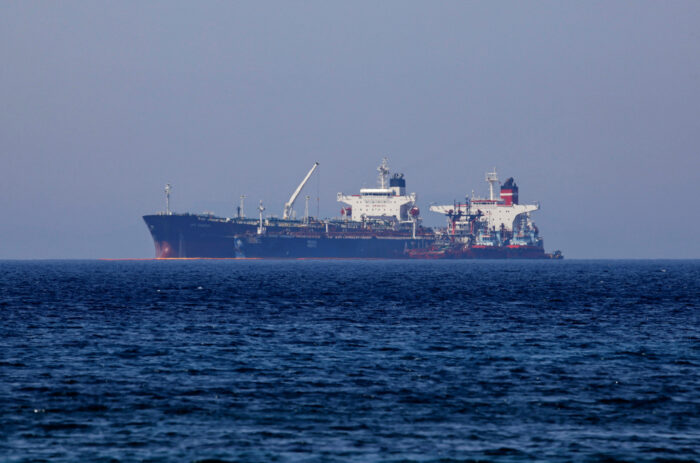 US considers plan to disrupt Iran’s oil by halting vessels at sea